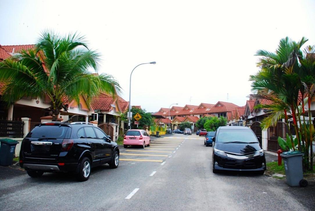 Rini Utama Homestay Skudai Dış mekan fotoğraf