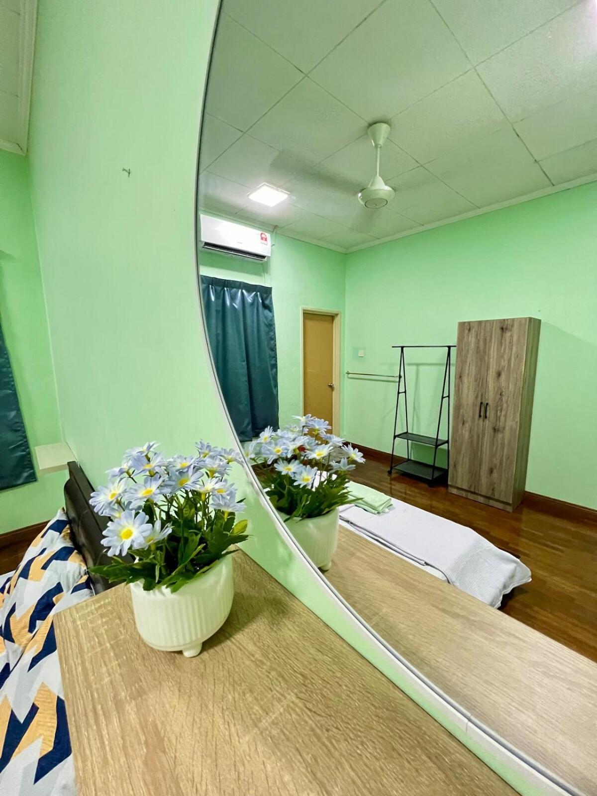 Rini Utama Homestay Skudai Dış mekan fotoğraf